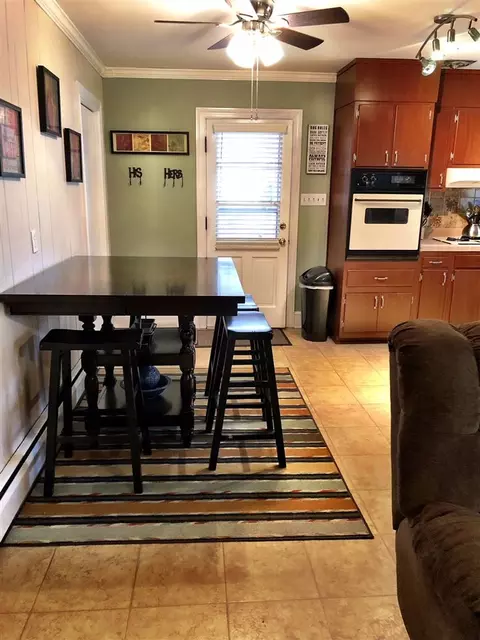 91 Fairview St, Milton, NC 27305 photo 4