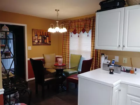 413 Crestview Dr, Durham, NC 27712 photo 6