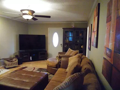 413 Crestview Dr, Durham, NC 27712 photo 13