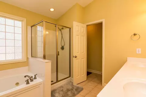 404 Harkness Cir, Durham, NC 27705 photo 12