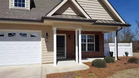 92 Glenfield Dr, Dunn, NC 28334 photo 1