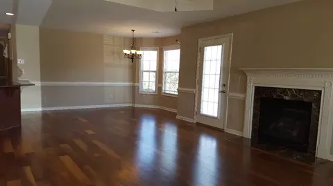 92 Glenfield Dr, Dunn, NC 28334 photo 3