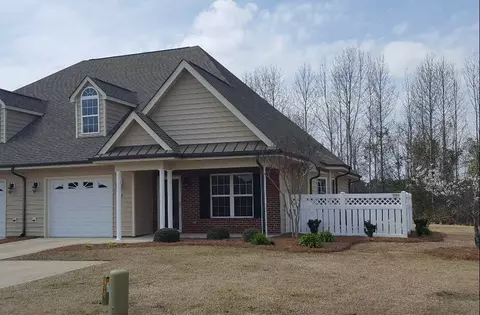 92 Glenfield Dr, Dunn, NC 28334 photo 2