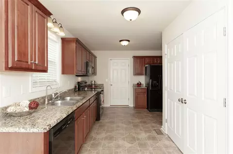 203 Richmond Run, Stem, NC 27581 photo 11