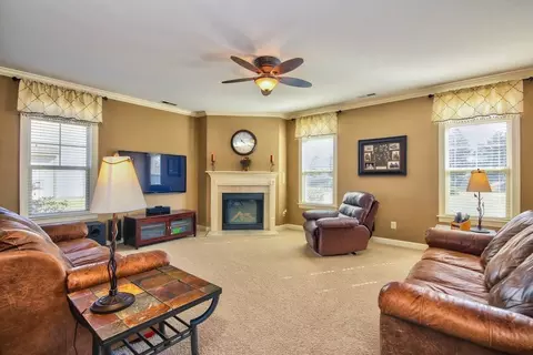 622 Adams Point Dr, Garner, NC 27529 photo 4