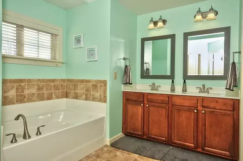622 Adams Point Dr, Garner, NC 27529 photo 13