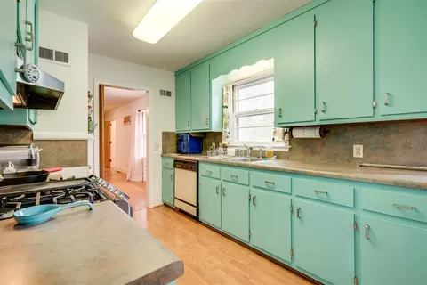 802 E Hudson Ave, Durham, NC 27704 photo 6