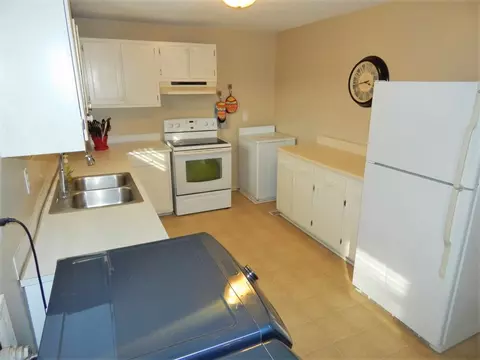 113 Santee Rd, Durham, NC 27704 photo 5