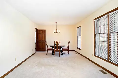 612 E Park St, Cary, NC 27511 photo 6