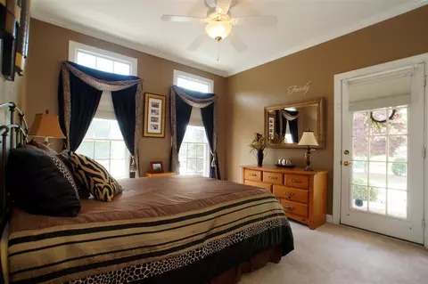 101 Peckskill Ct, Cary, NC 27519 photo 7