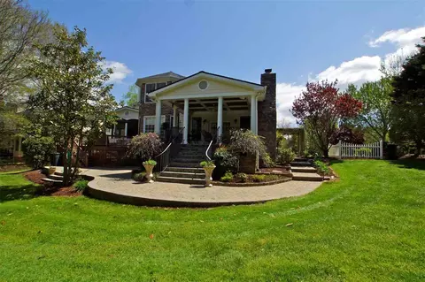 101 Peckskill Ct, Cary, NC 27519 photo 2
