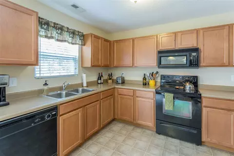 4 Cornstalk Ct, Durham, NC 27703 photo 8