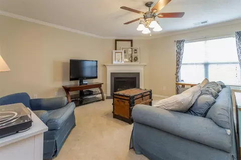4 Cornstalk Ct, Durham, NC 27703 photo 3