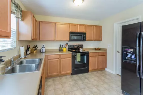 4 Cornstalk Ct, Durham, NC 27703 photo 7