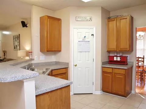 6311 Winding Arch Dr, Durham, NC 27713 photo 4