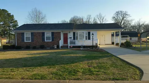 505 W B St, Erwin, NC 28339 photo 1