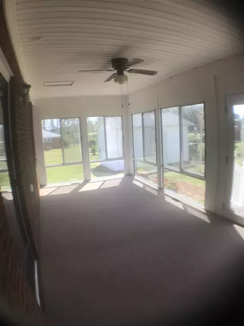 505 W B St, Erwin, NC 28339 photo 10
