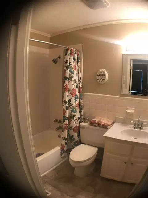 505 W B St, Erwin, NC 28339 photo 5