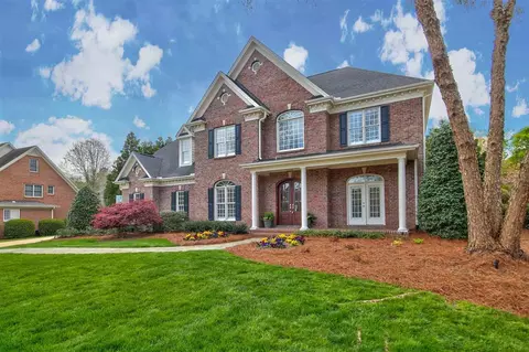 506 Devonhall Ln, Cary, NC 27518 photo 3