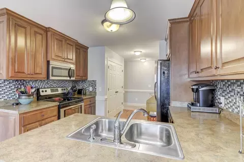 190 Telesto Cir, Garner, NC 27529 photo 7