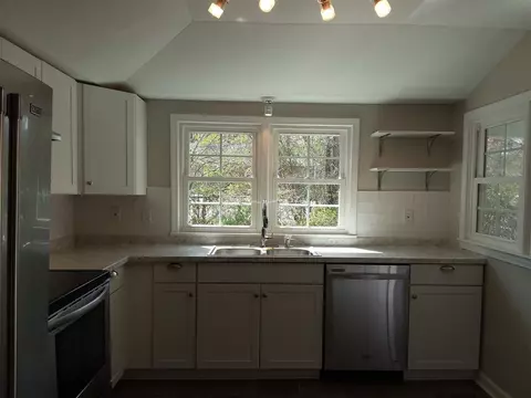 824 Berwyn Ave, Durham, NC 27704 photo 4