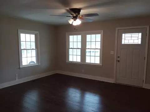 824 Berwyn Ave, Durham, NC 27704 photo 2