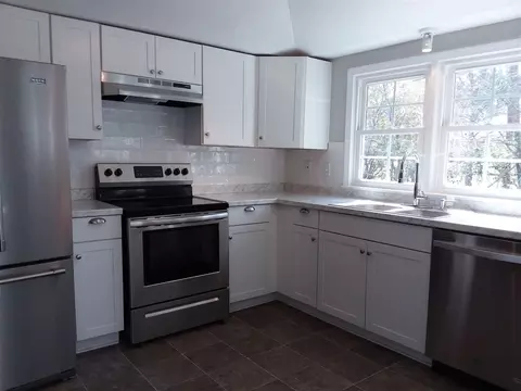 824 Berwyn Ave, Durham, NC 27704 photo 3