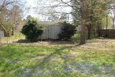 207 E F St, Erwin, NC 28339 photo 6