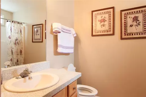 523 Crossview Ln, Durham, NC 27703 photo 17