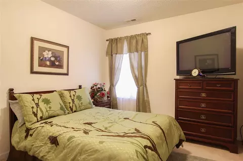 523 Crossview Ln, Durham, NC 27703 photo 15