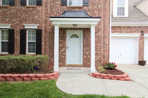 523 Crossview Ln, Durham, NC 27703 photo 2