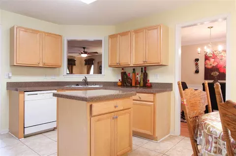 523 Crossview Ln, Durham, NC 27703 photo 11