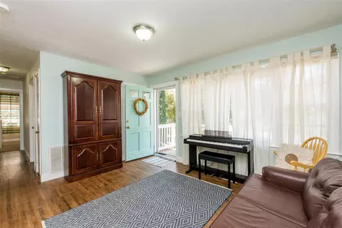 2907 Beechwood Dr, Durham, NC 27707 photo 4