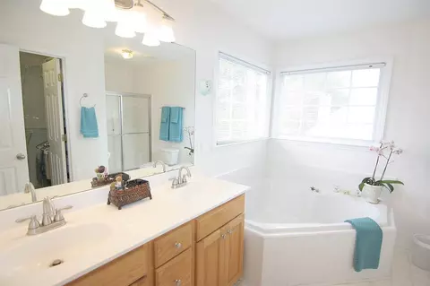 5801 Rustic Wood Ln, Durham, NC 27713 photo 13