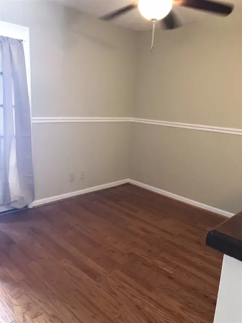 603 Gatehouse Ln, Durham, NC 27707 photo 3