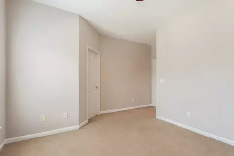 23 Scottish Ln, Durham, NC 27707 photo 10