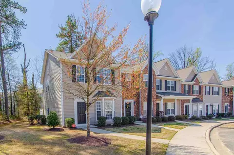 22 Sharpstone Ln, Durham, NC 27703 photo 2