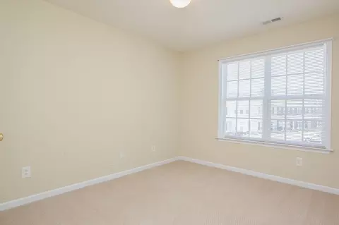 22 Sharpstone Ln, Durham, NC 27703 photo 15