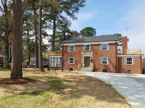 816 S Second St, Smithfield, NC 27577 photo 2