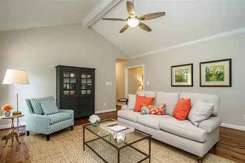 809 Temple St, Raleigh, NC 27609 photo 9