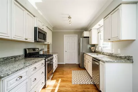 809 Temple St, Raleigh, NC 27609 photo 11