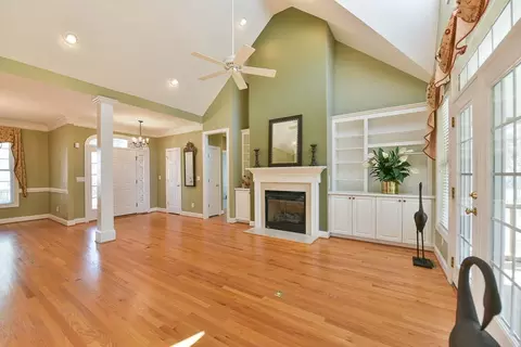 800 Oak Dr, Durham, NC 27705 photo 6