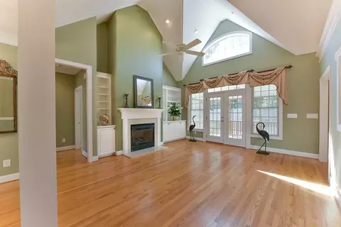 800 Oak Dr, Durham, NC 27705 photo 4