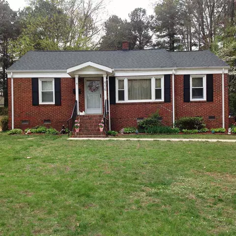 406 E Park St, Cary, NC 27511 photo 2