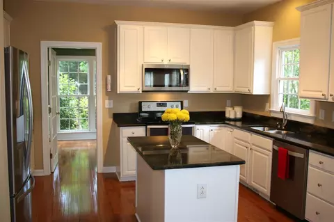 1013 Sawnwork Ct, Wake Forest, NC 27587 photo 2