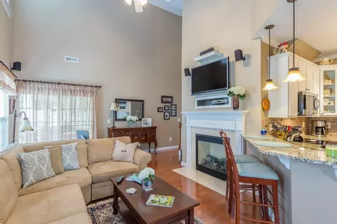 1011 Red Hat Ln, Durham, NC 27713 photo 3