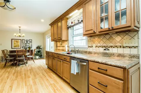 6324 Tryon Rd, Cary, NC 27518 photo 8
