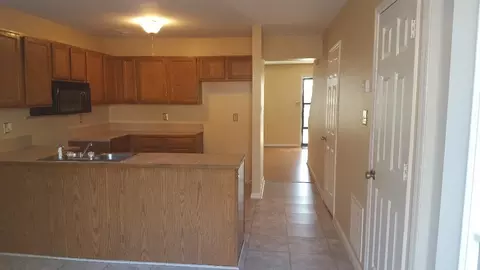16 Riverwalk Ter, Durham, NC 27704 photo 2