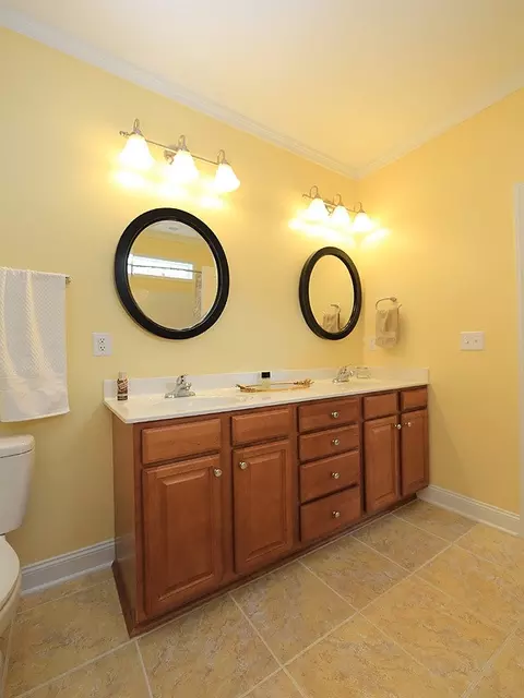302 Sylvias Ct, Durham, NC 27703 photo 12