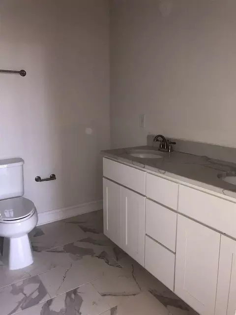 2405 E Weaver St, Durham, NC 27707 photo 7